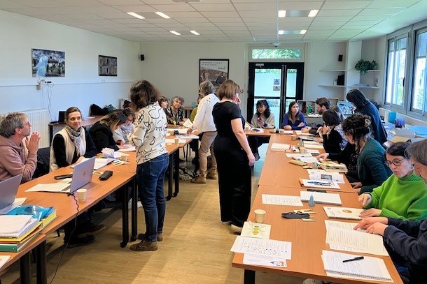 A group of professionals is given the Tacticos Training in Angers.